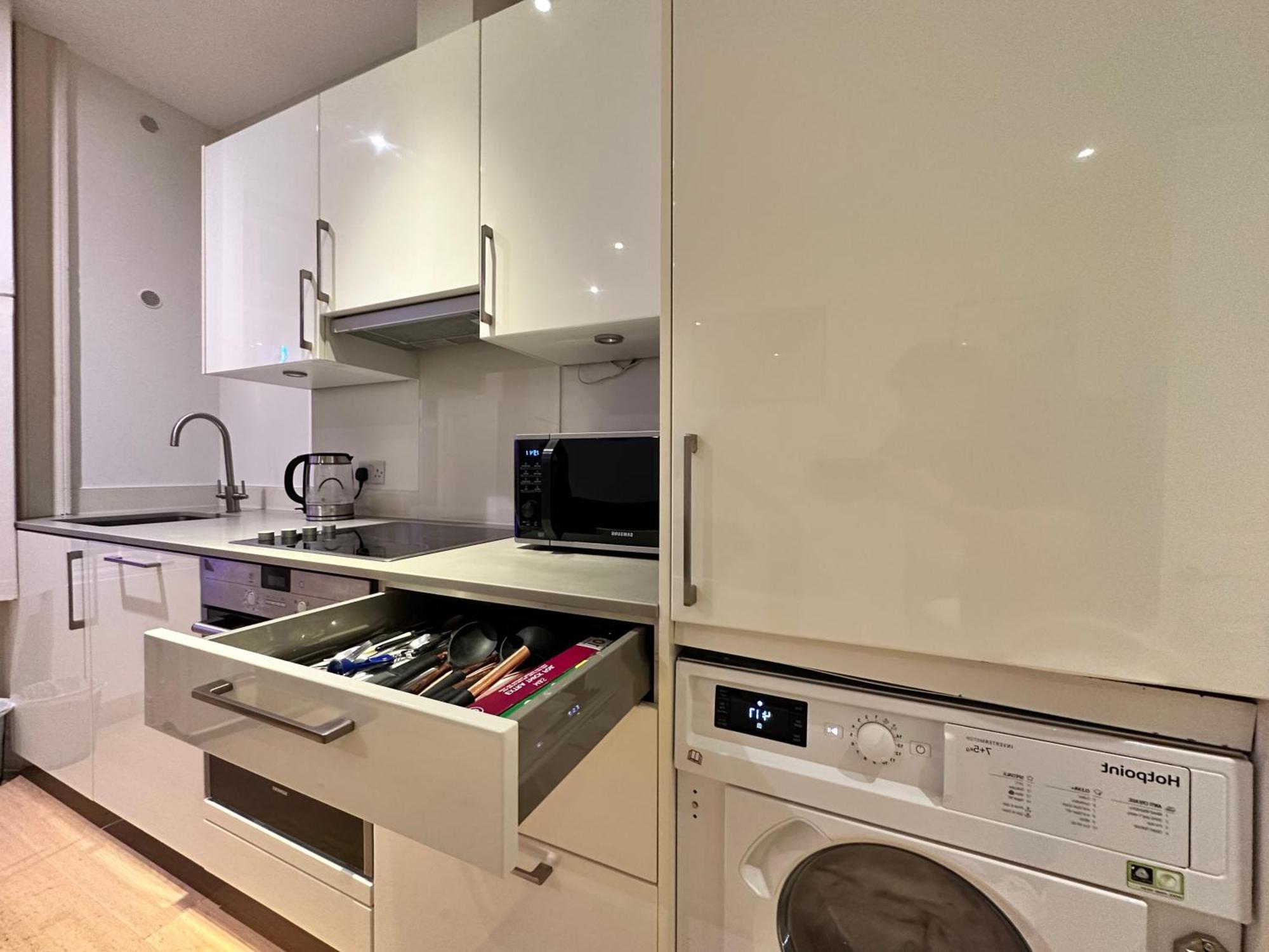 Mayfair Studio By Oxford Street - Luxurylondonstays Londres Exterior foto